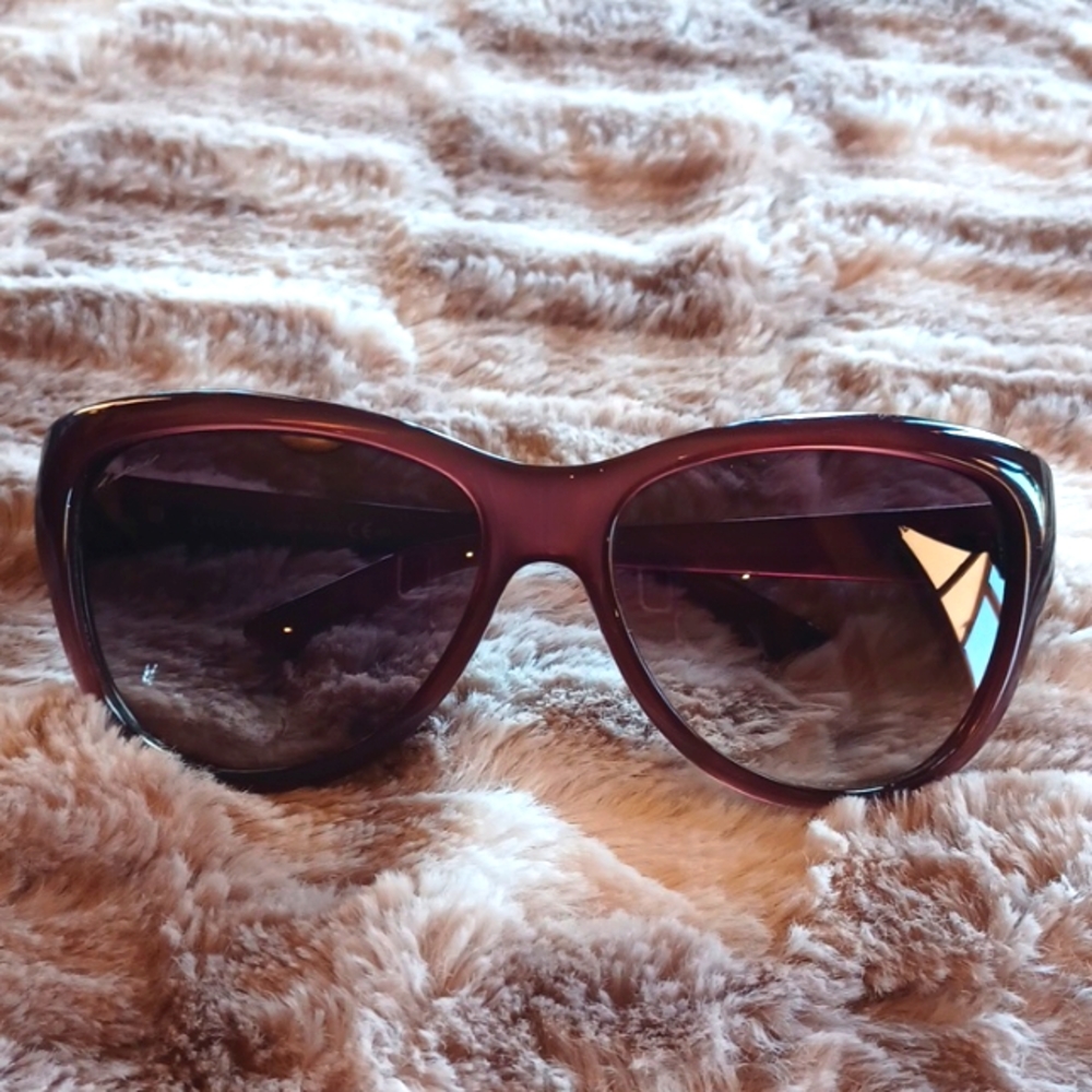 Gucci shades